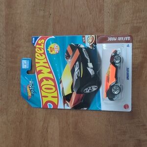 Hot Wheels Safari Racer Toy Car - Orange and Black